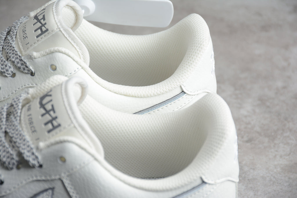 Nike Air Force One White