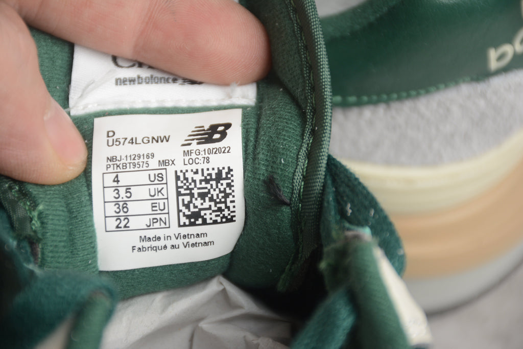 New Balance 574 Green