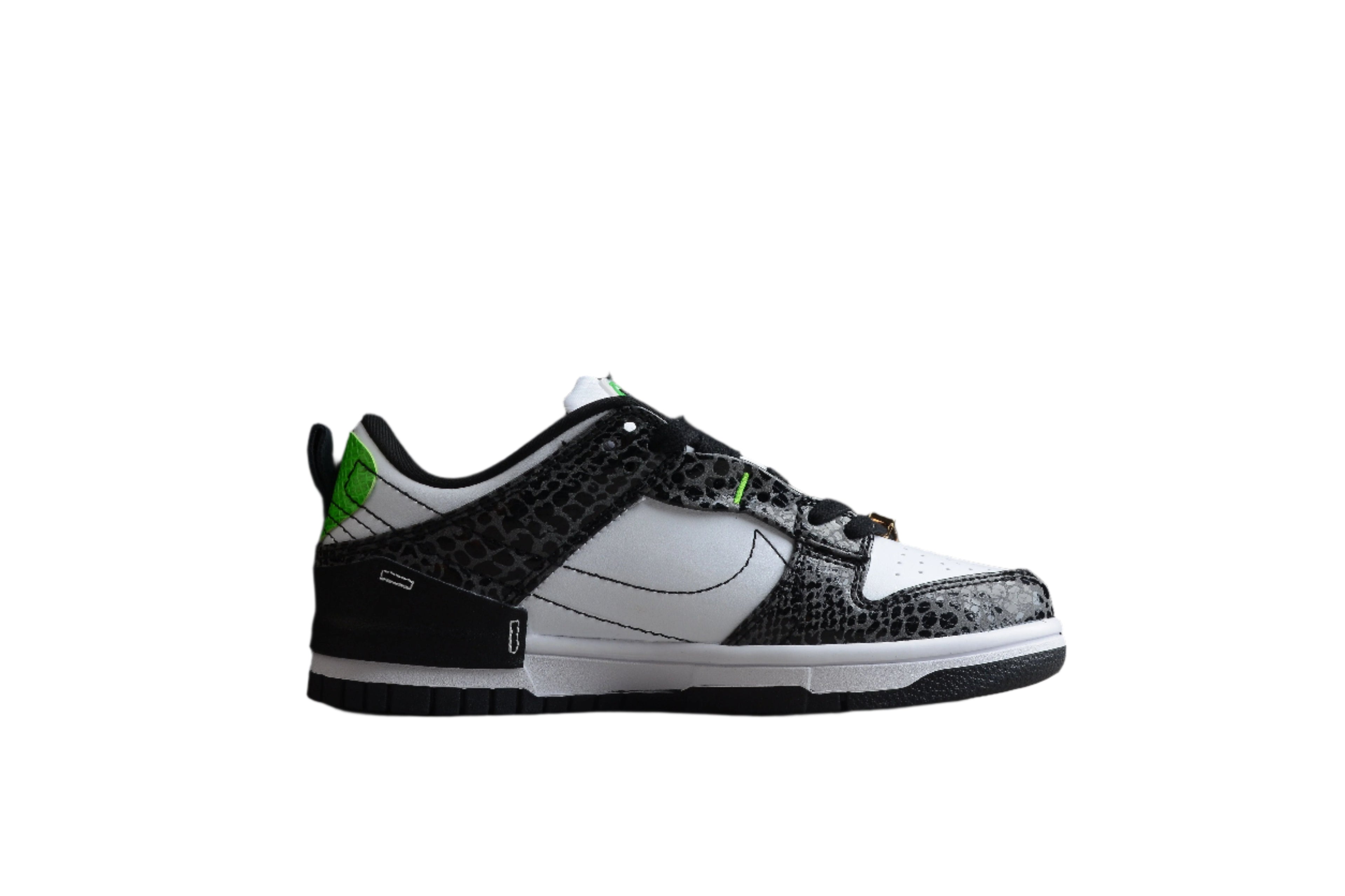 Nike Dunk Low SB Black / Red / Green