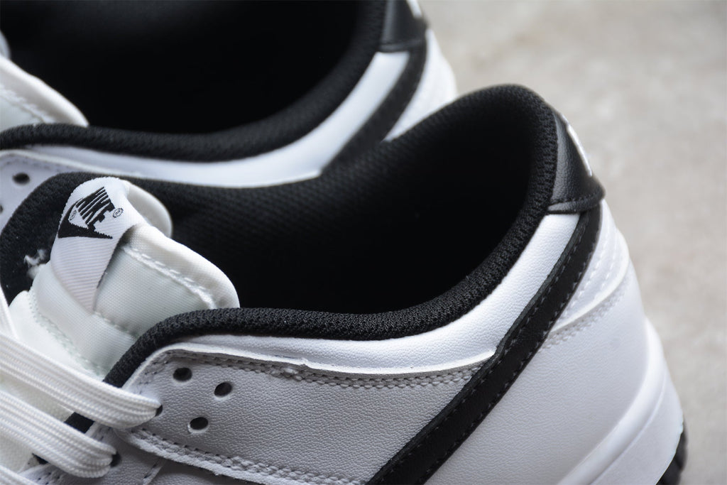 Nike Dunk Low SB White / Black