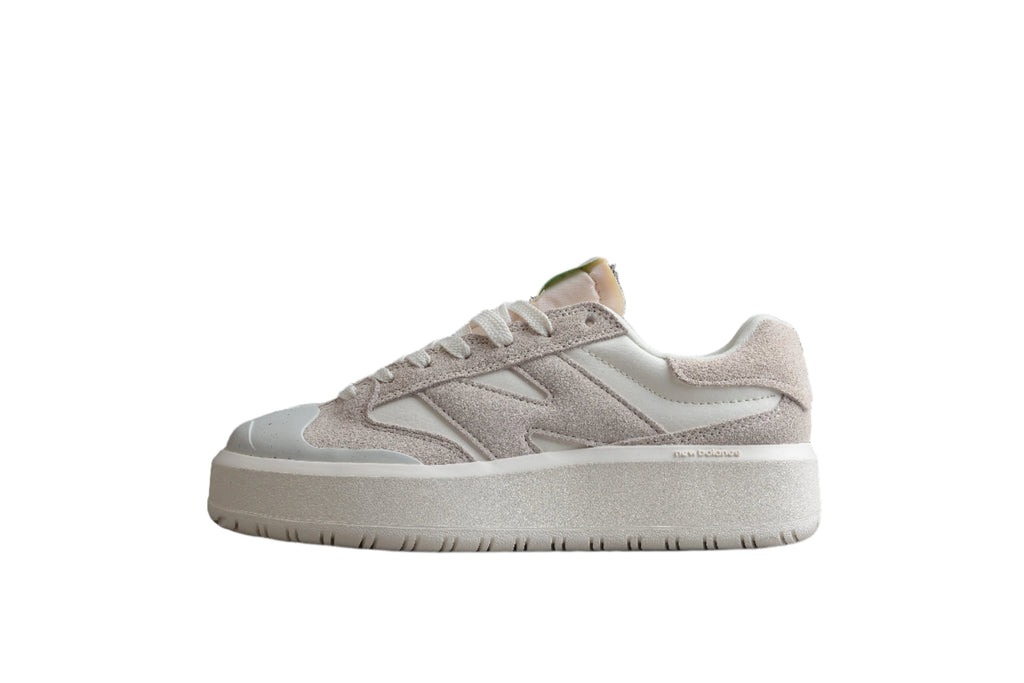 New Balance 302 Off White