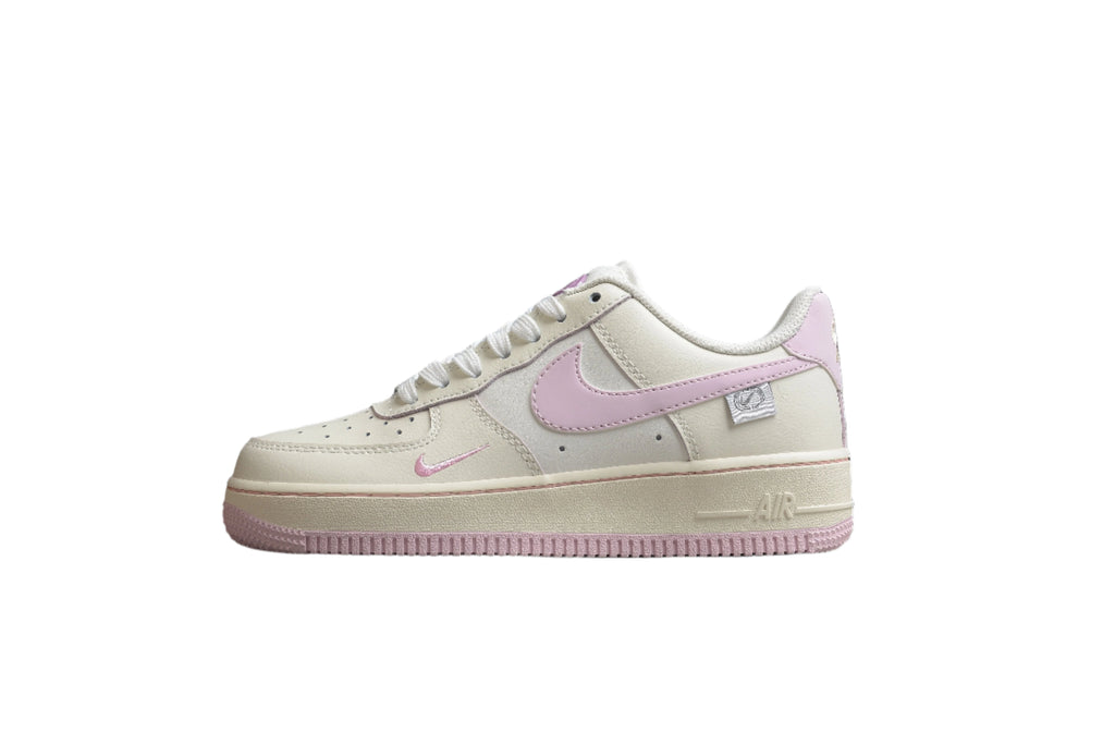Nike Air Force One Light Pink
