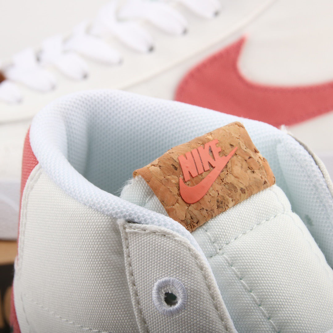 Nike Blazer Mid 77 White / Pink