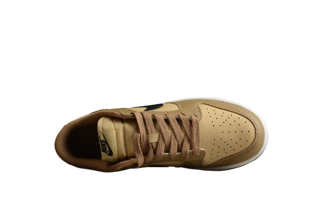 Nike Dunk Low SB Dark Tan and Black