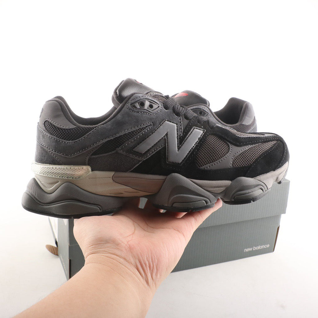 New Balance 9060 Total Black
