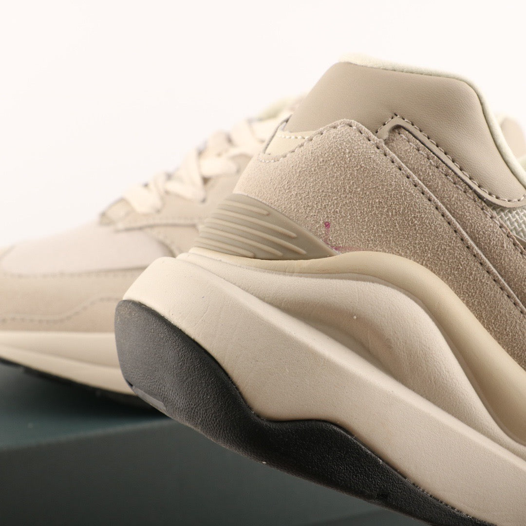 New Balance 5740 Beige / White