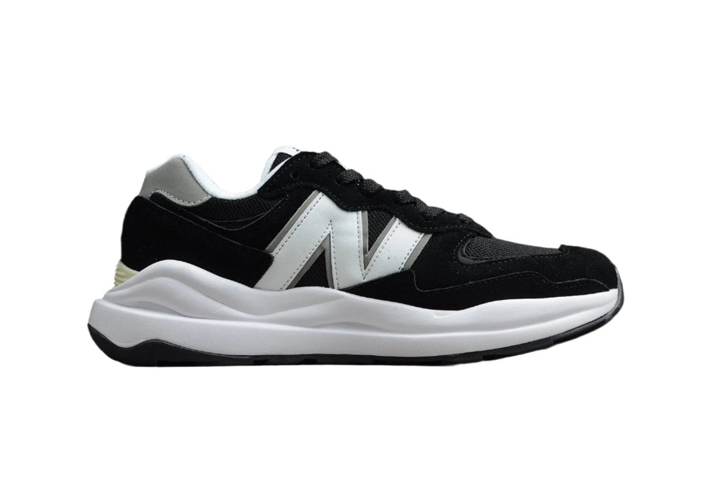 New Balance 5740 White / Black