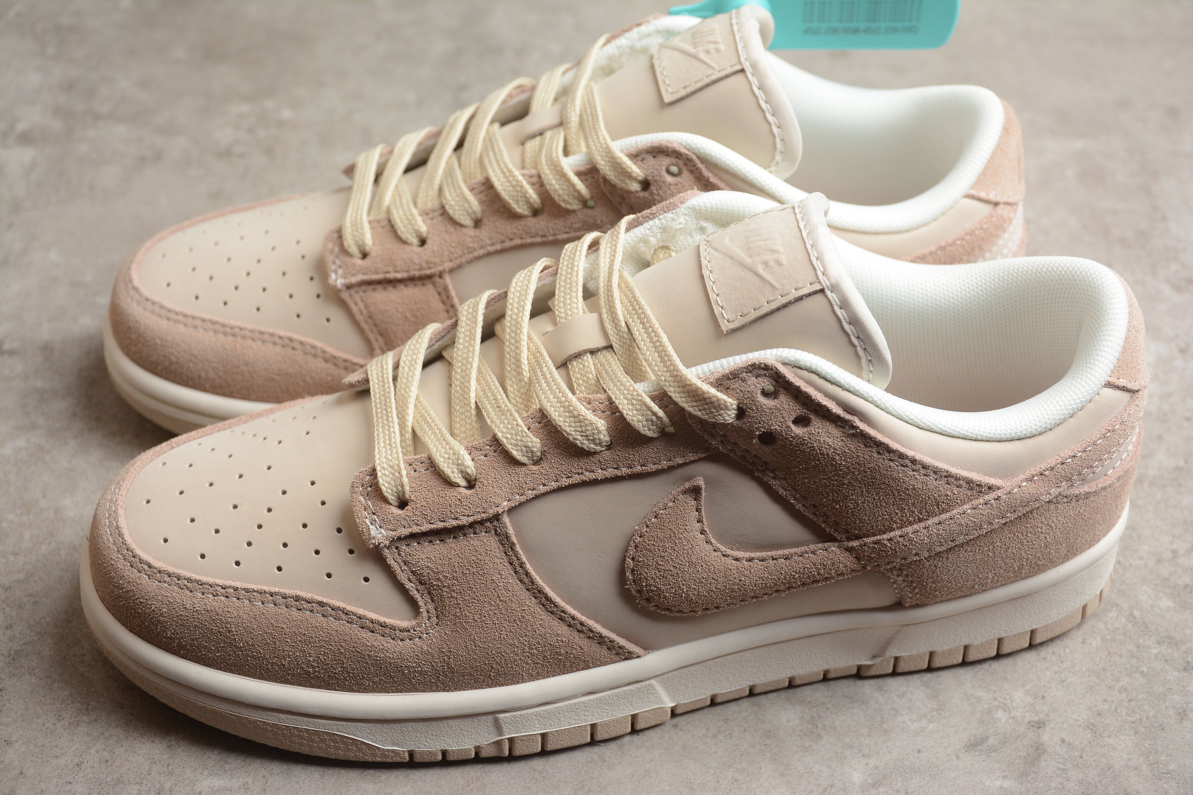Nike Dunk Low SB Sand Drift