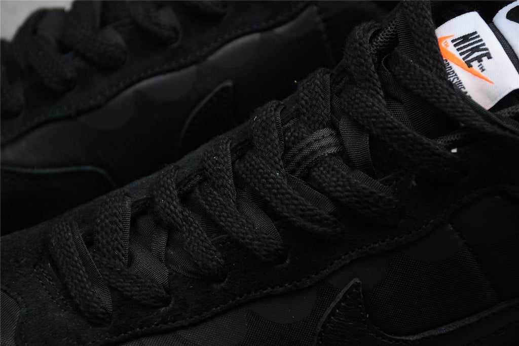 Nike X Sacai VaporWaffle Black
