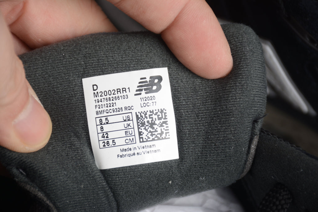 New Balance 2002R Black