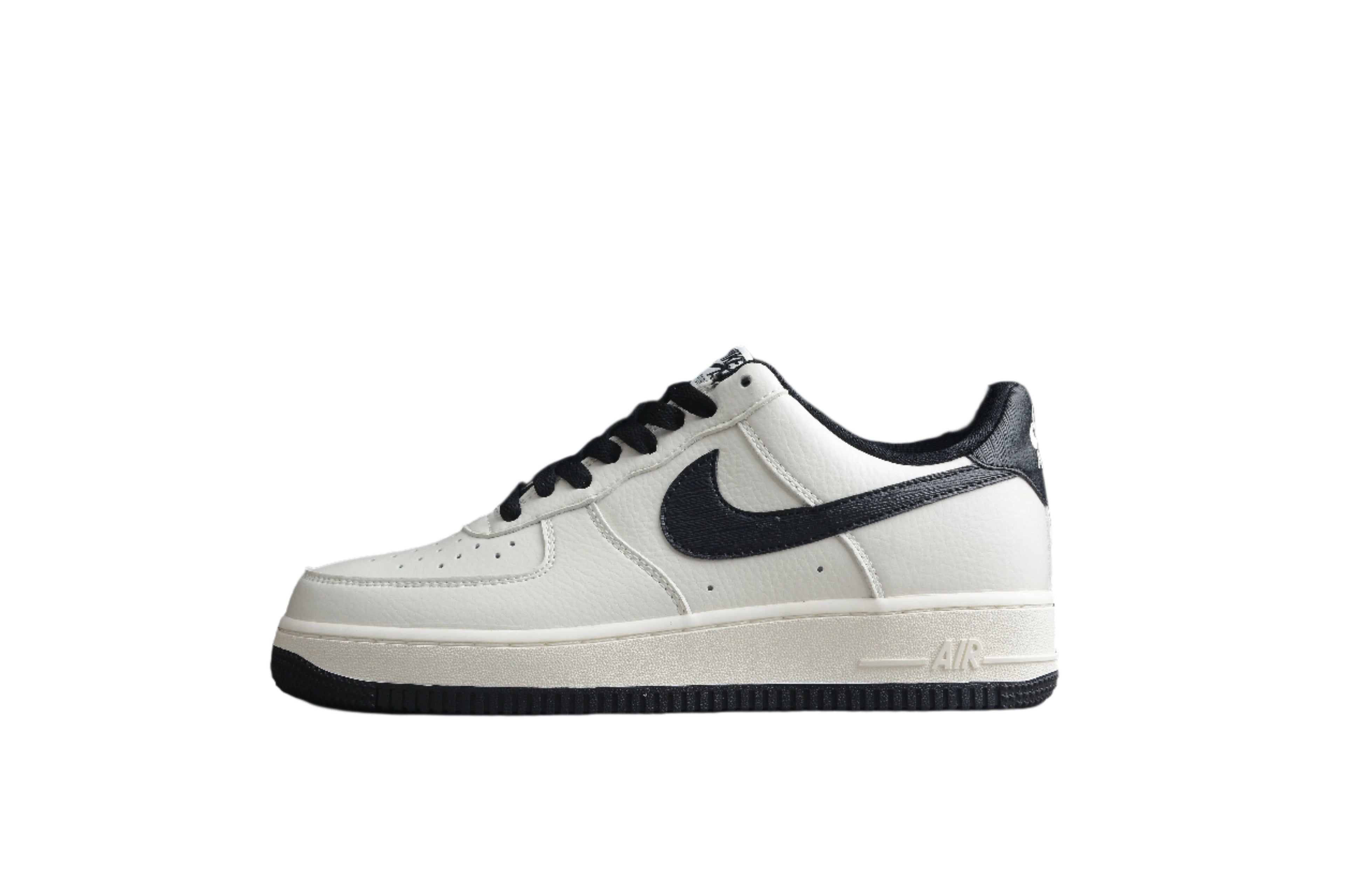 Nike Air Force One White / Black
