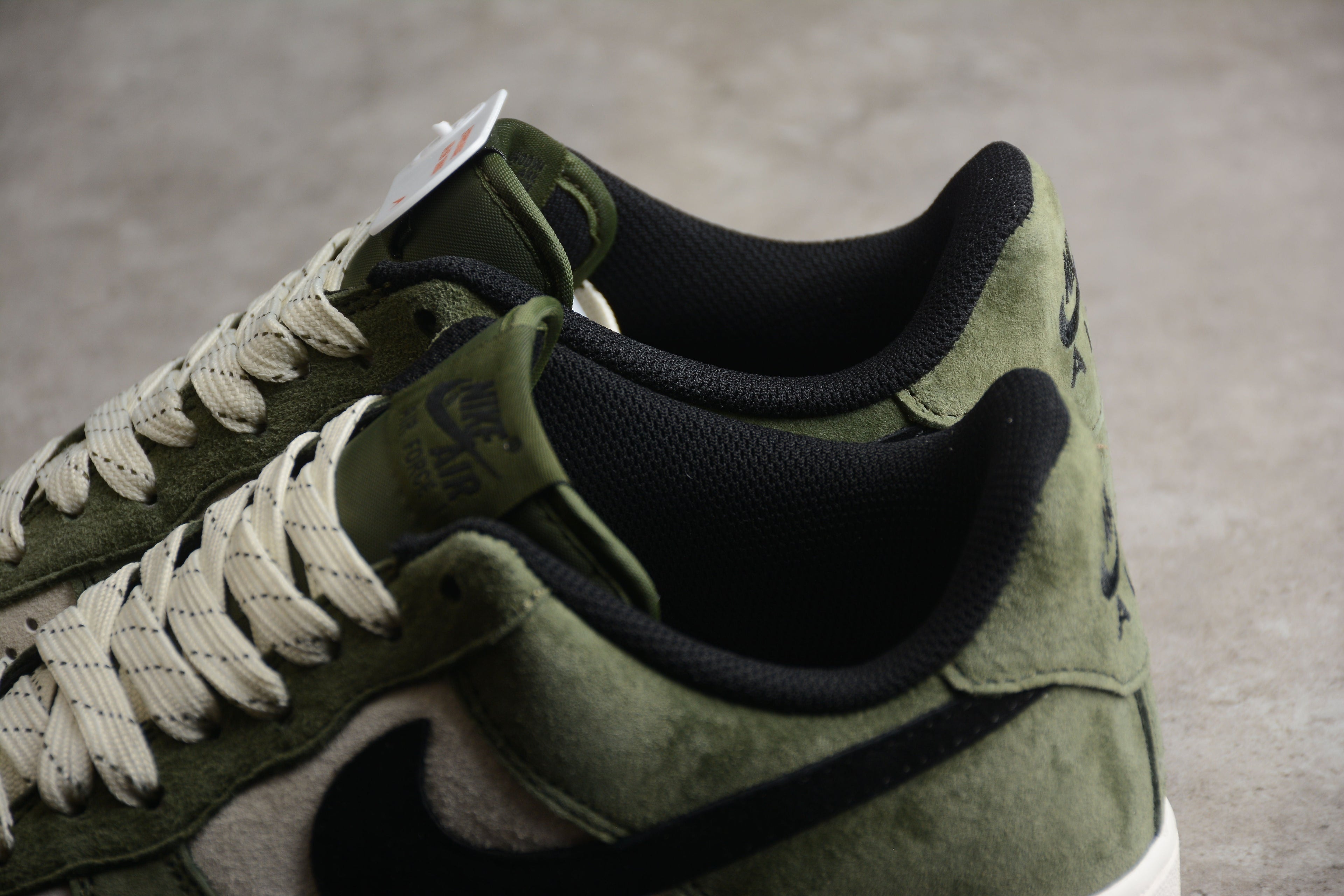 Nike Air Force One Dark Green / Black