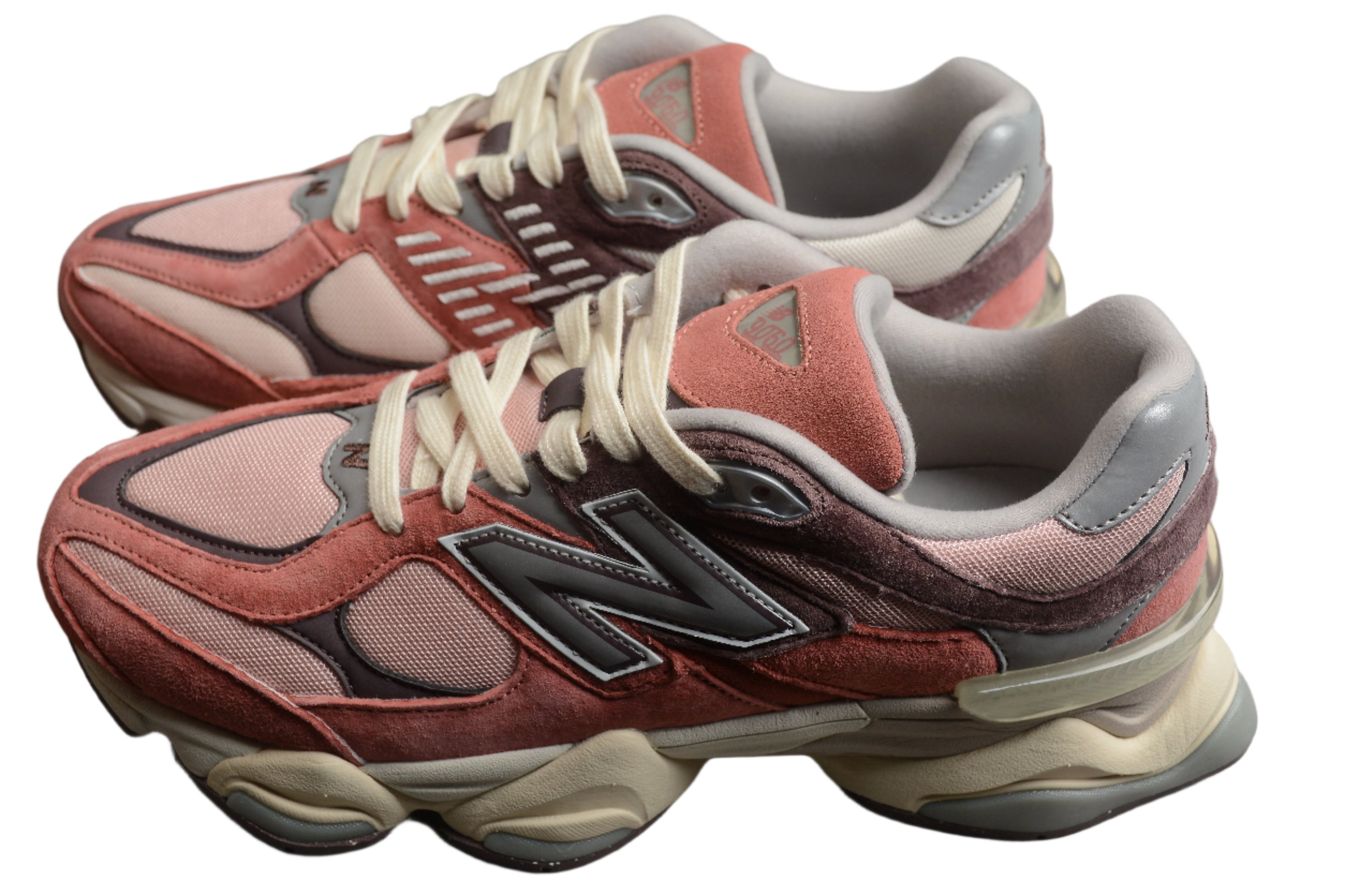New Balance 9060 Sea Salt Cherry Blossom