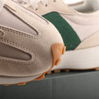 New Balance 327 Moonbeam