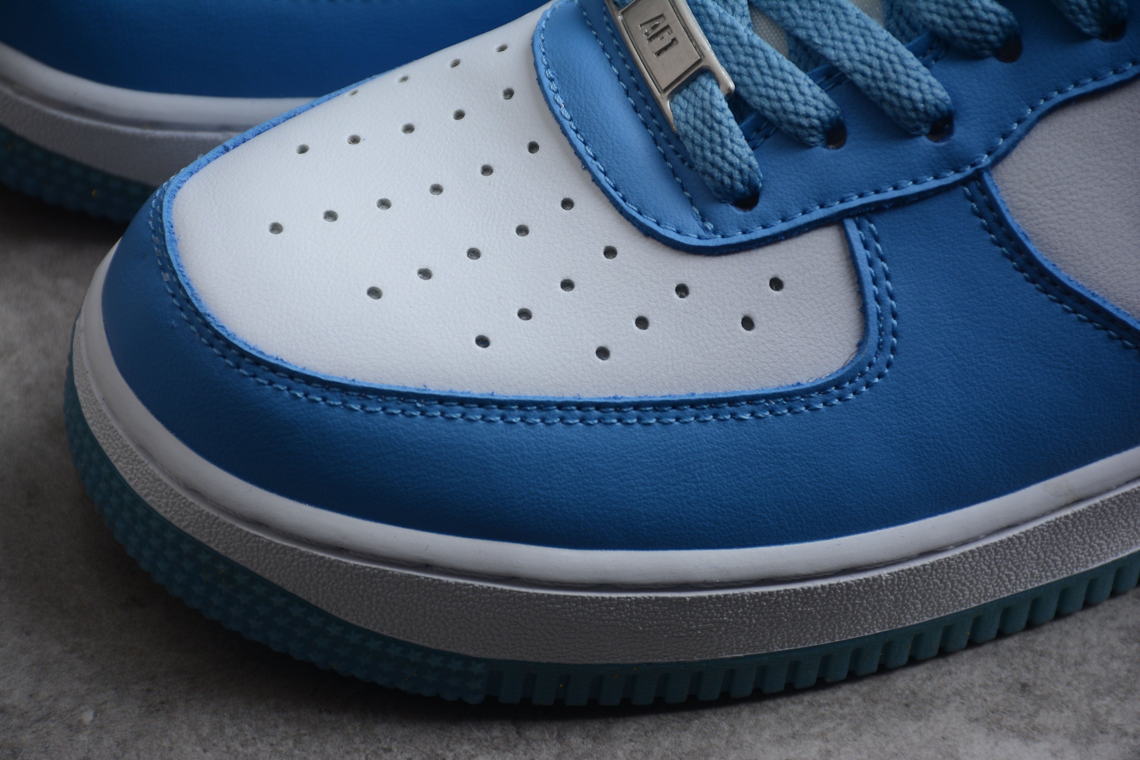 Nike Air Force One White / Blue