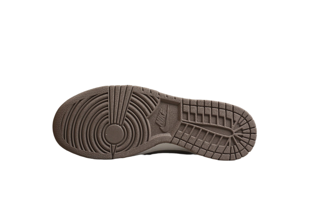 Nike Dunk Low SB Diffused Taupe