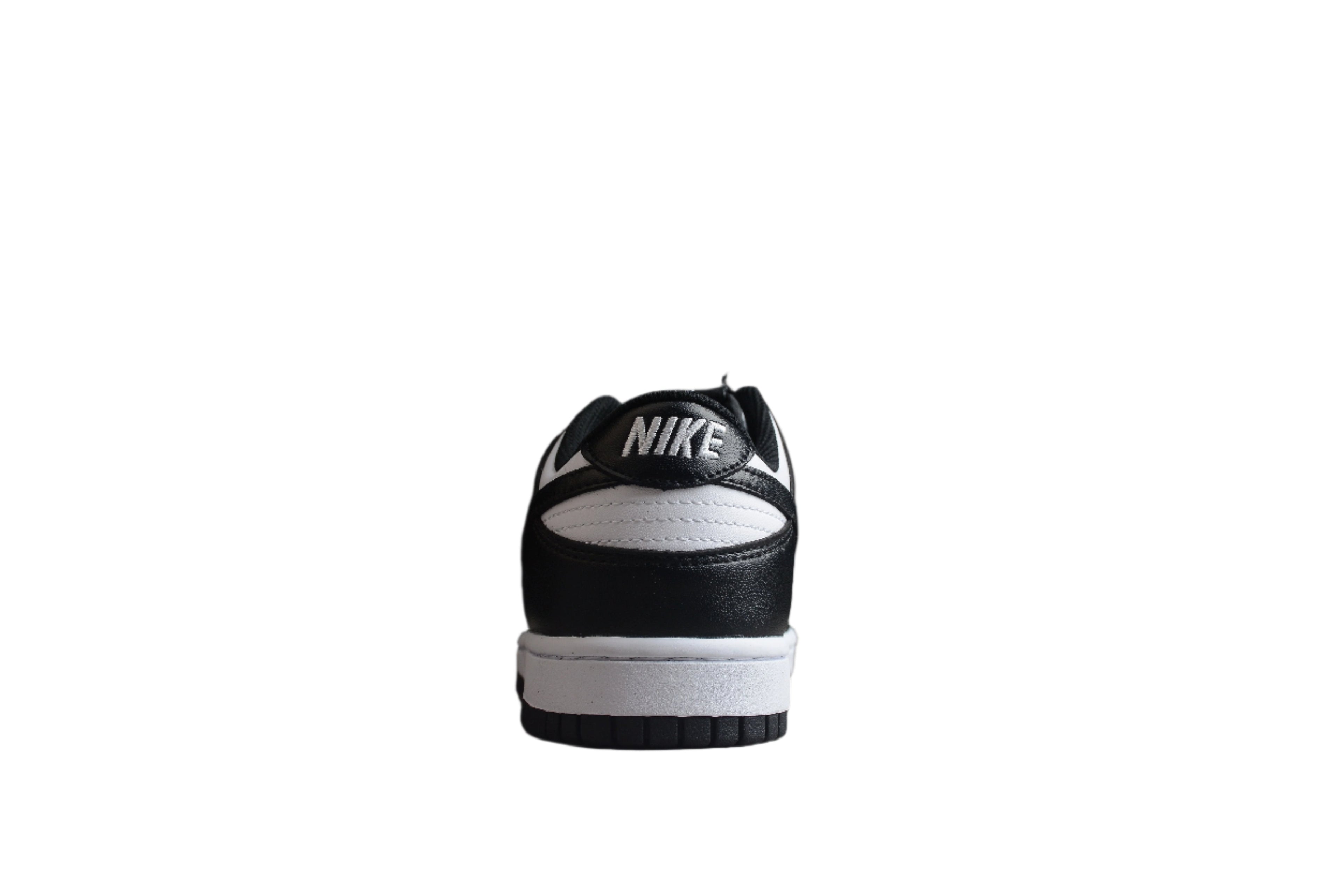 Nike Dunk Low SB Black / White