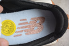 New Balance 327 Black / White