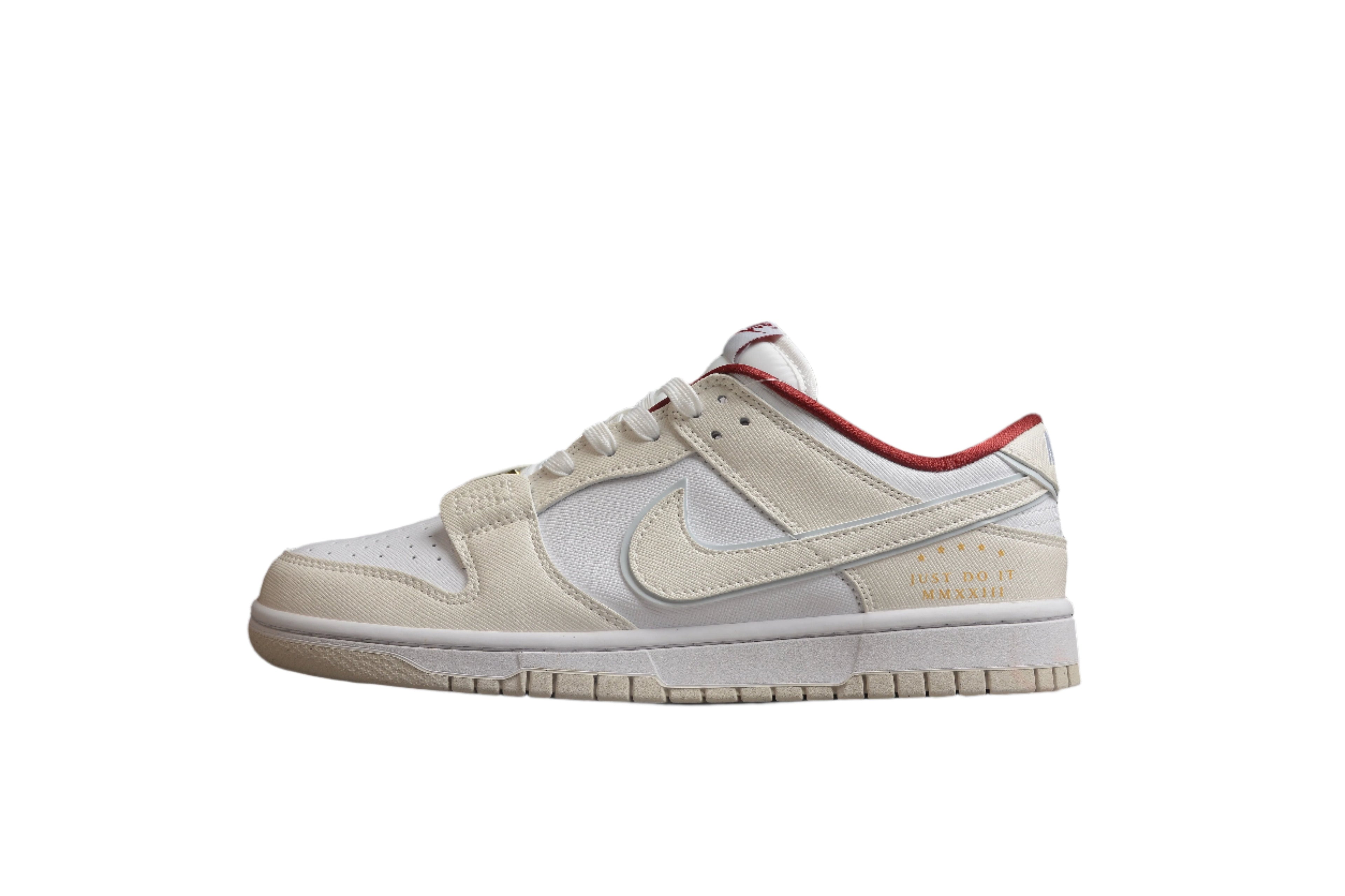 Nike Dunk Low  SB Beige