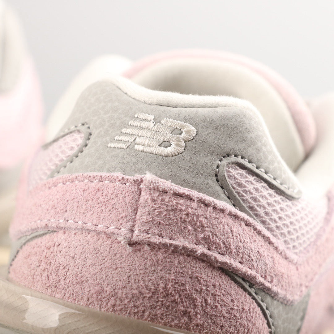 New Balance 9060 Pink Haze