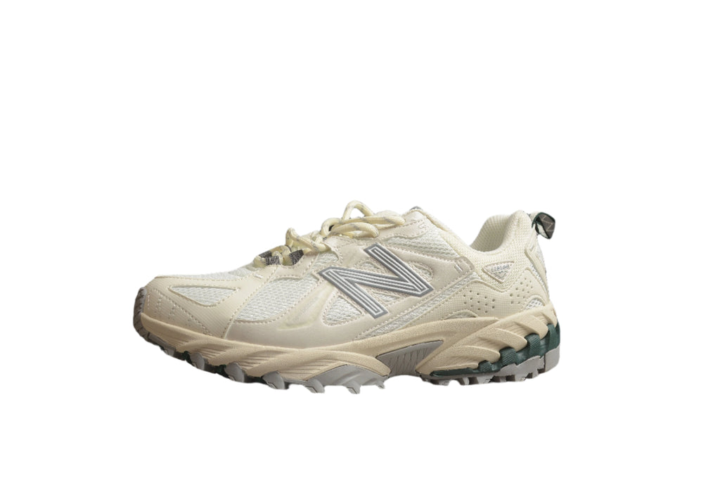 New Balance 610T Beige