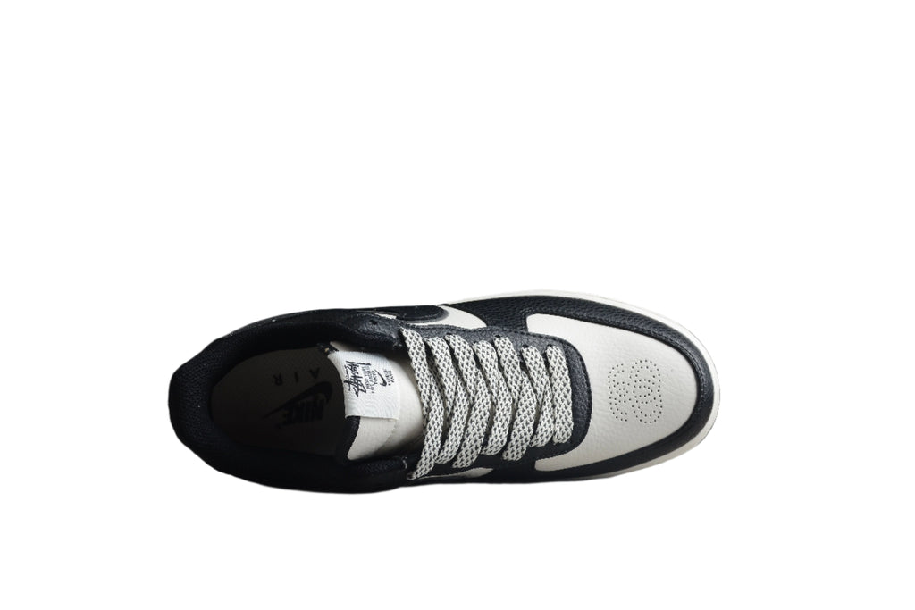 Nike Air Force One Black / White