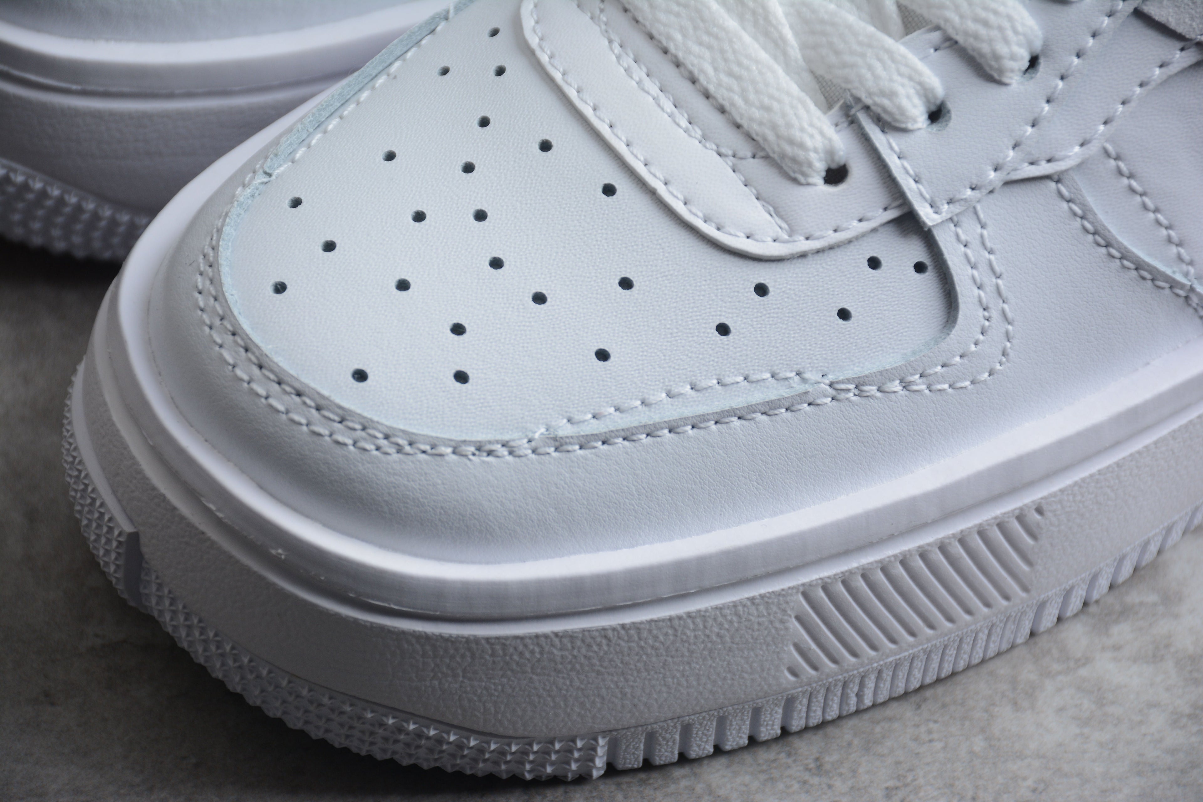 Nike Air Force One White