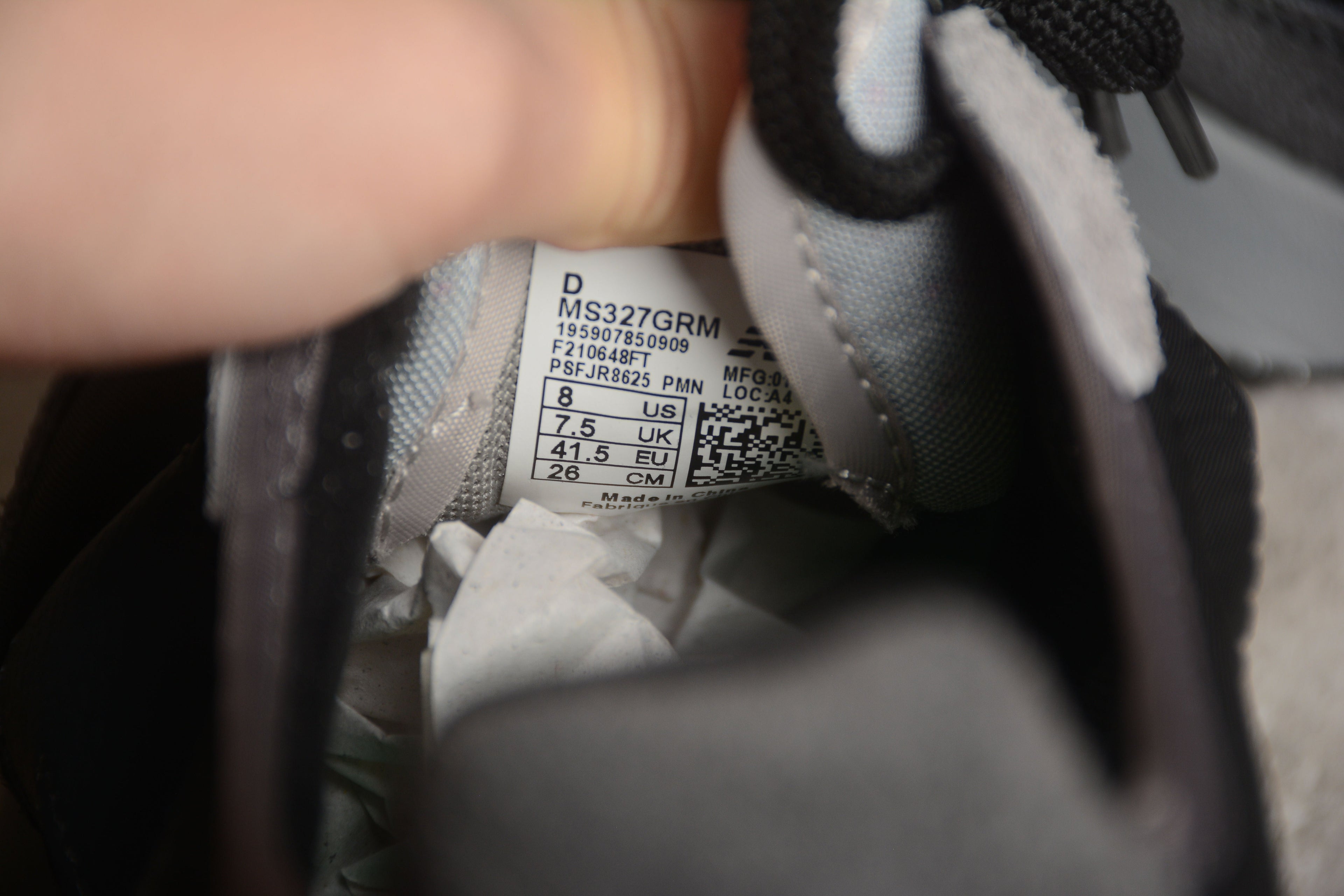 New Balance 327 Grey
