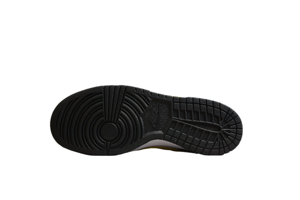 Nike Dunk Low SB Black / Yellow