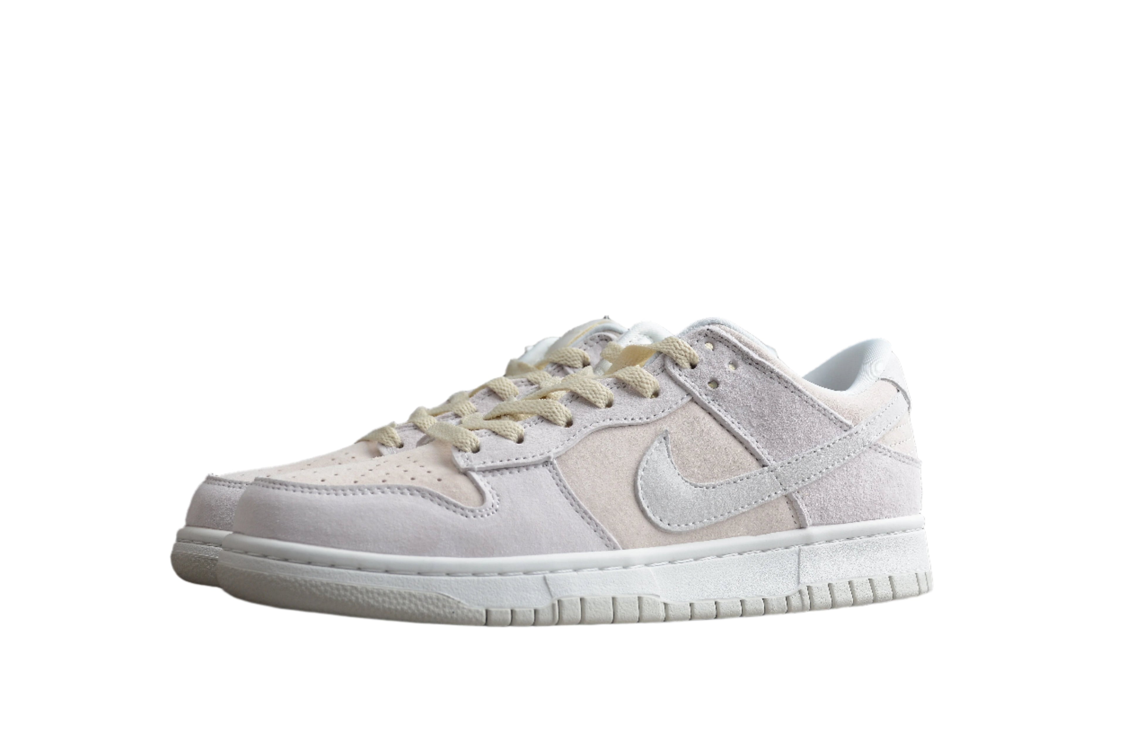 Nike Dunk Low SB Beige