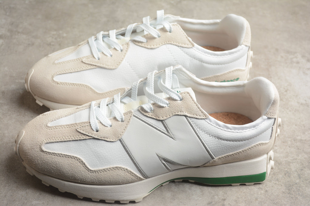 New Balance 327 Off White / Cream
