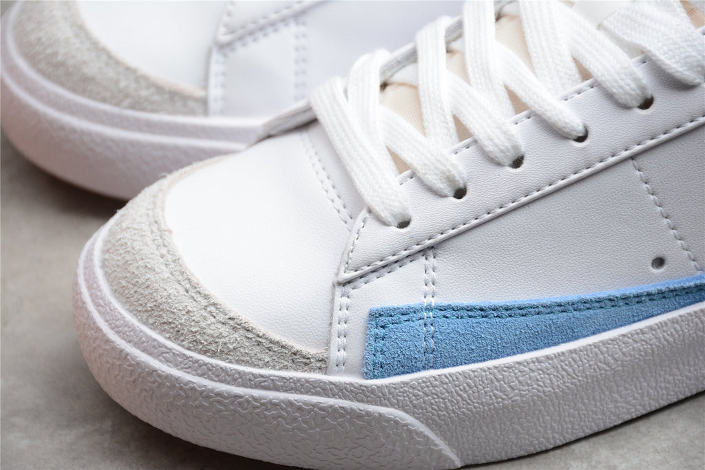 Nike Blazer Low White / Team Orange / Light Photo Blue