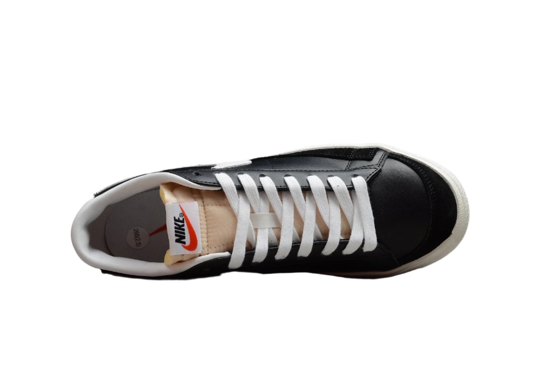 Nike Blazer Low Black / White