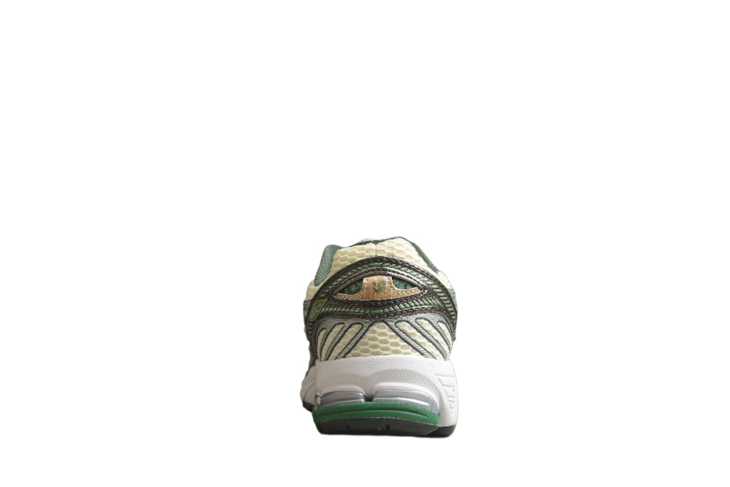 New Balance 860 Beige / Green