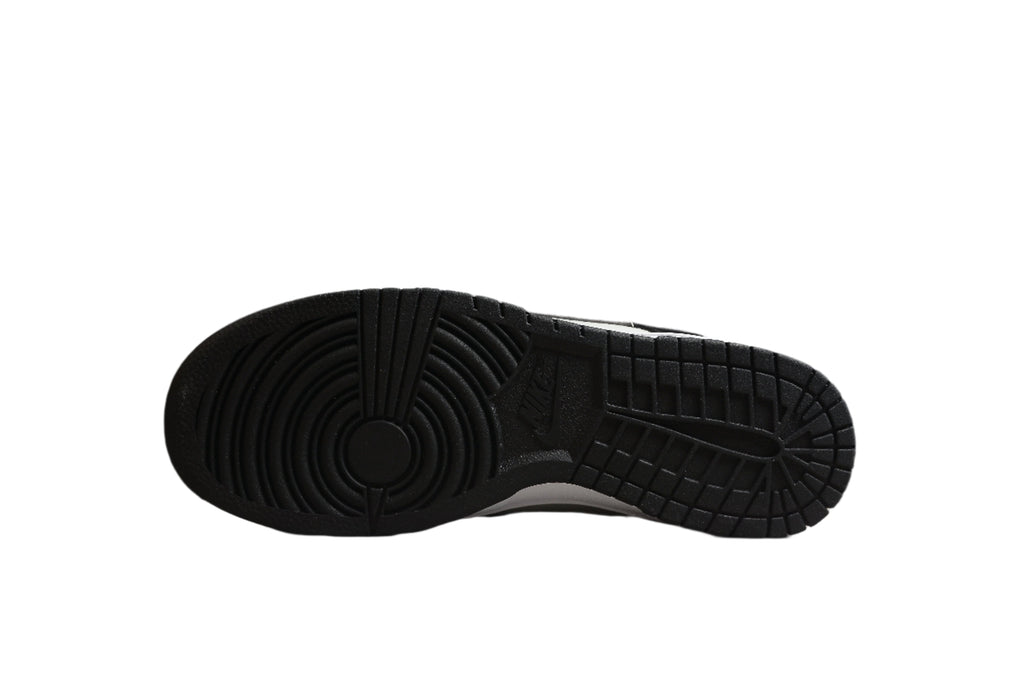 Nike Dunk Low SB Black / Grey