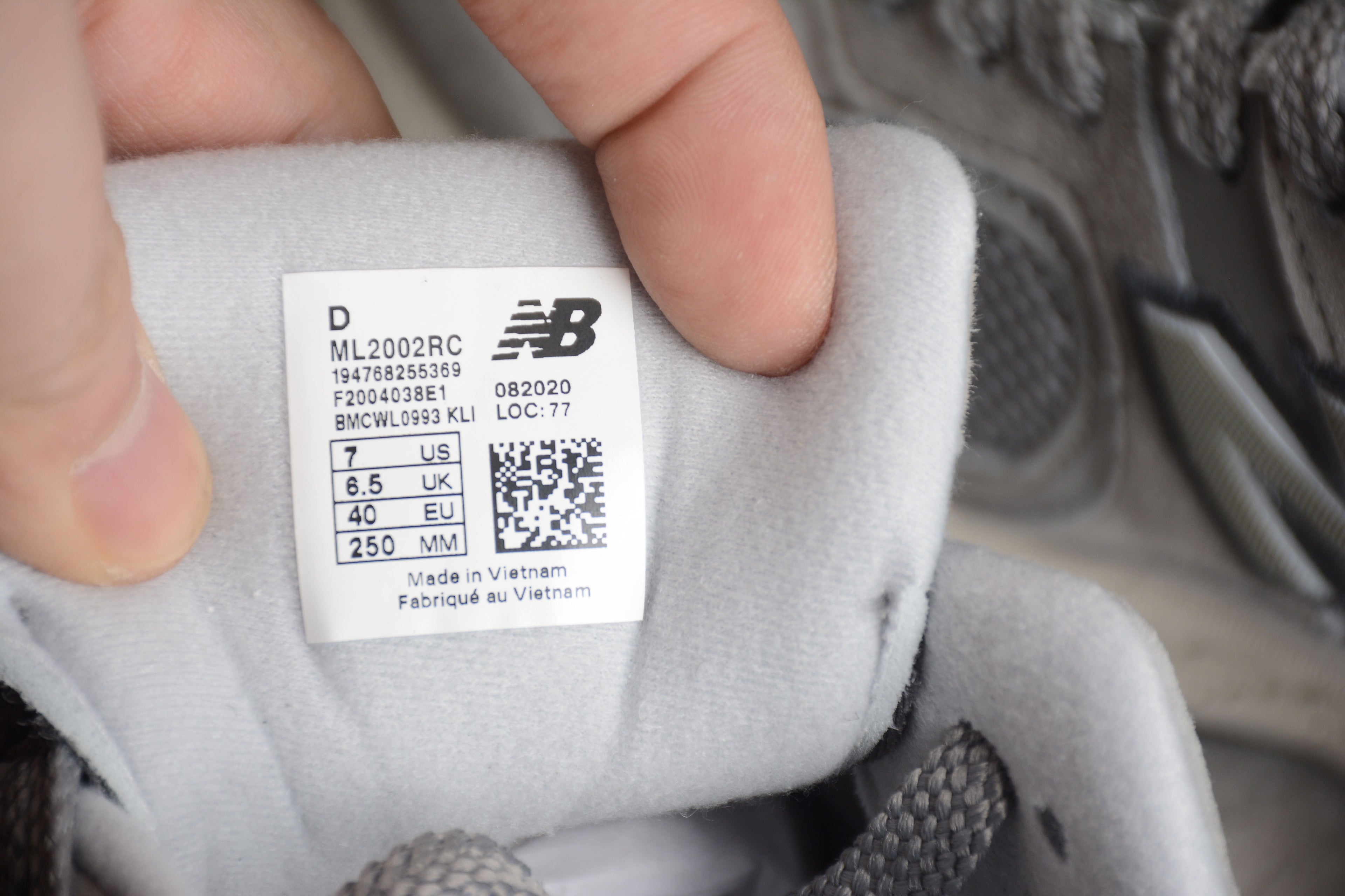 New Balance 2002R Grey