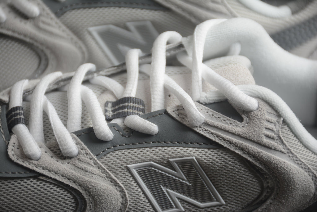 New Balance 530 Grey / White