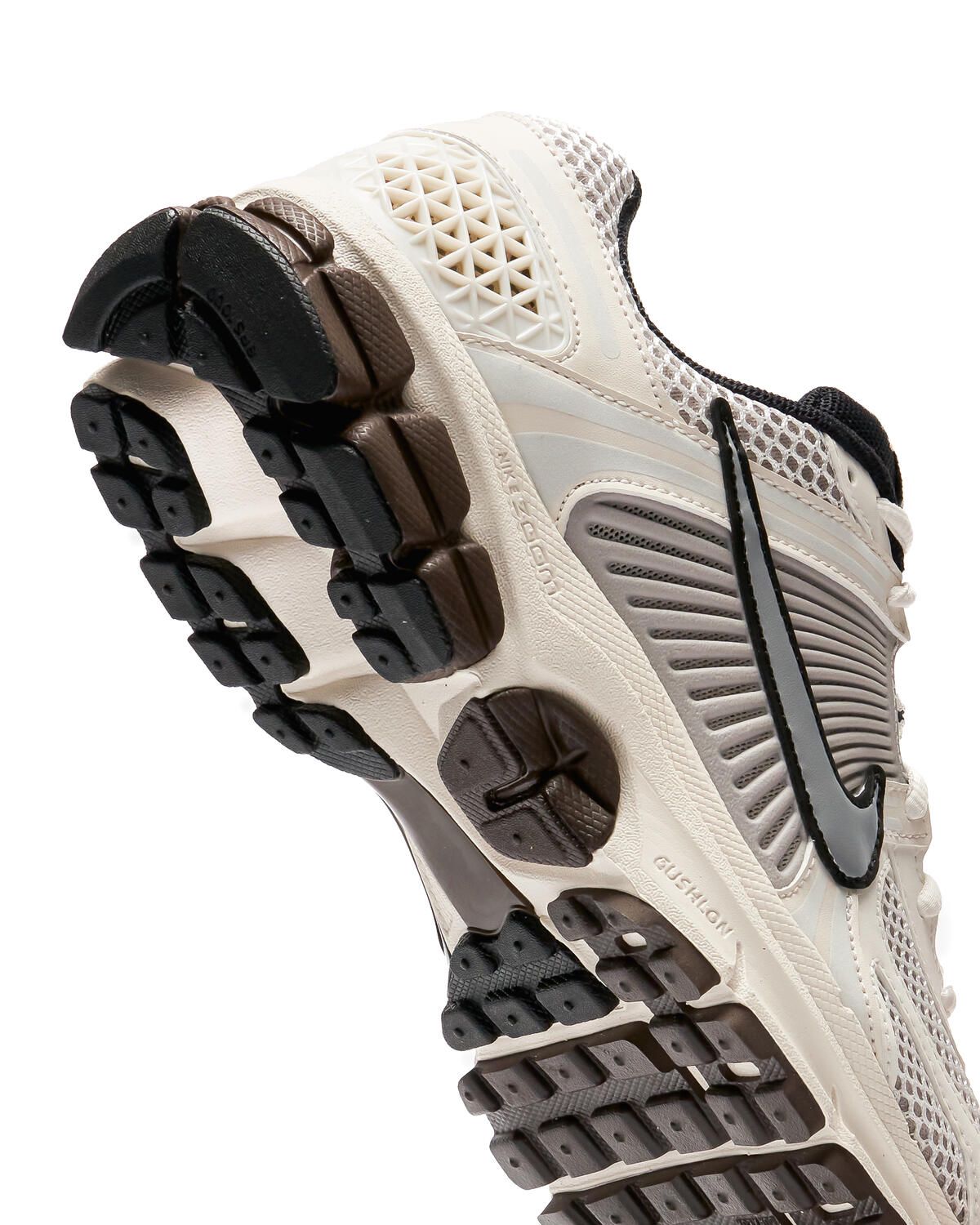 Nike Running Zoom Vomero 5 White / Black / Silver