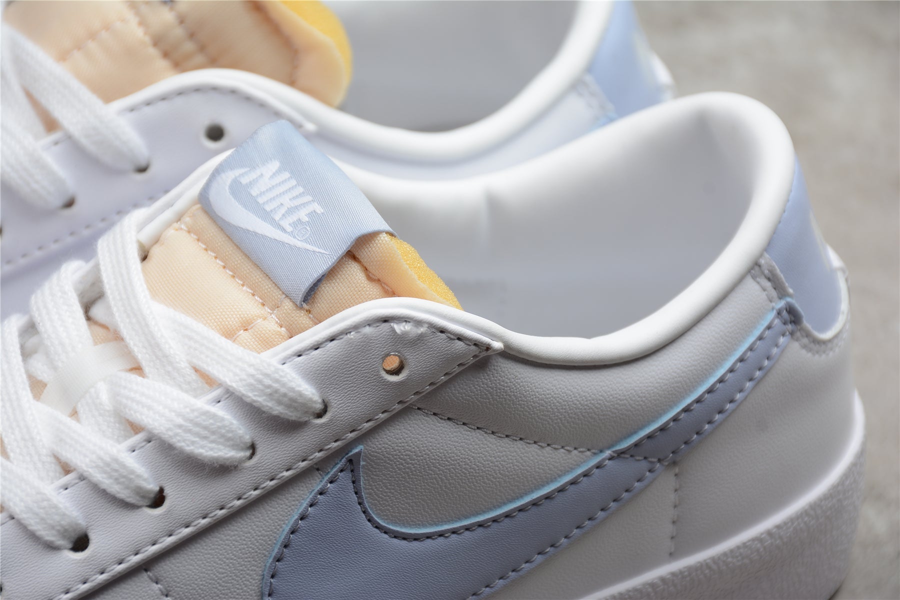Nike Blazer Low White / Light Blue