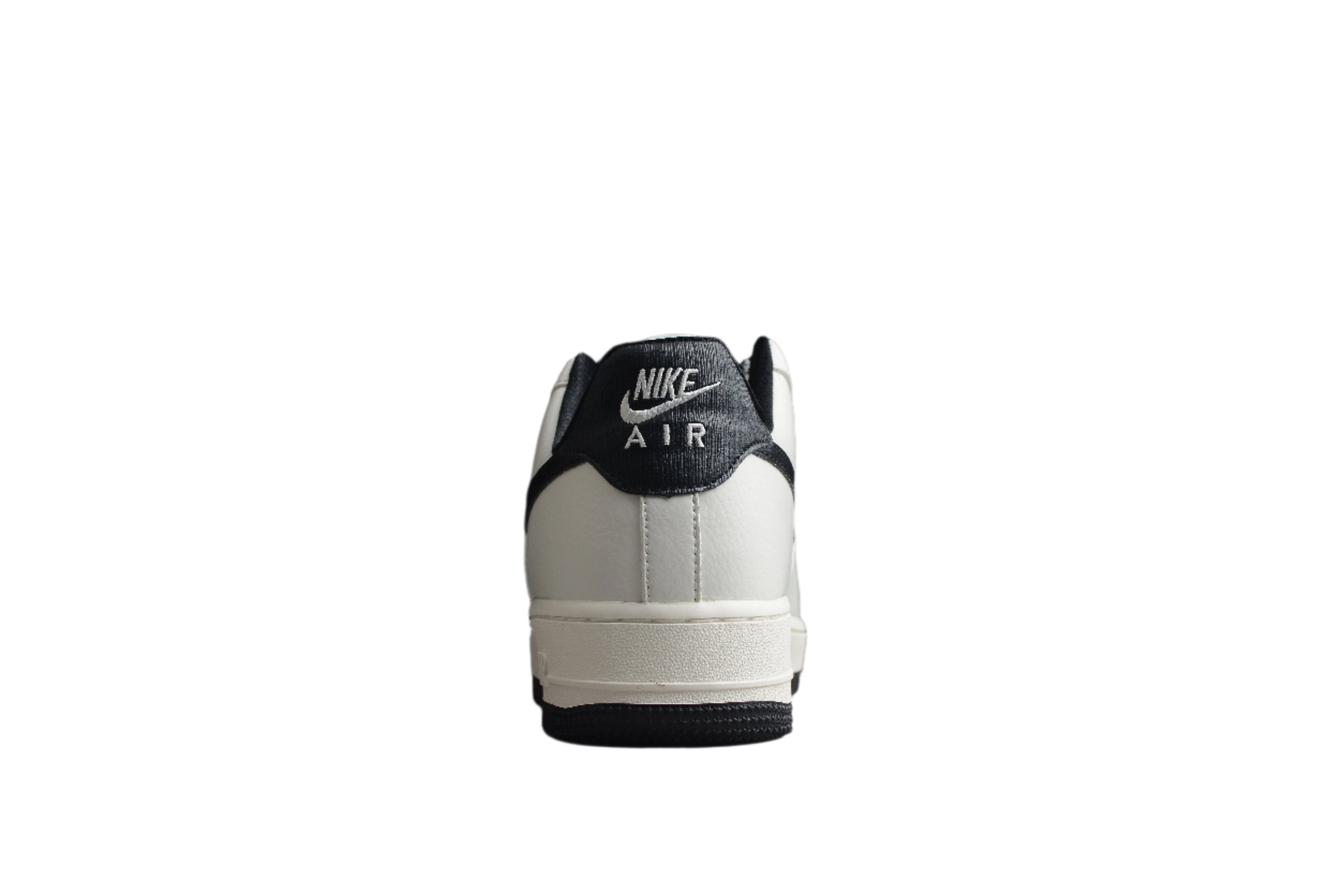 Nike Air Force One White / Black