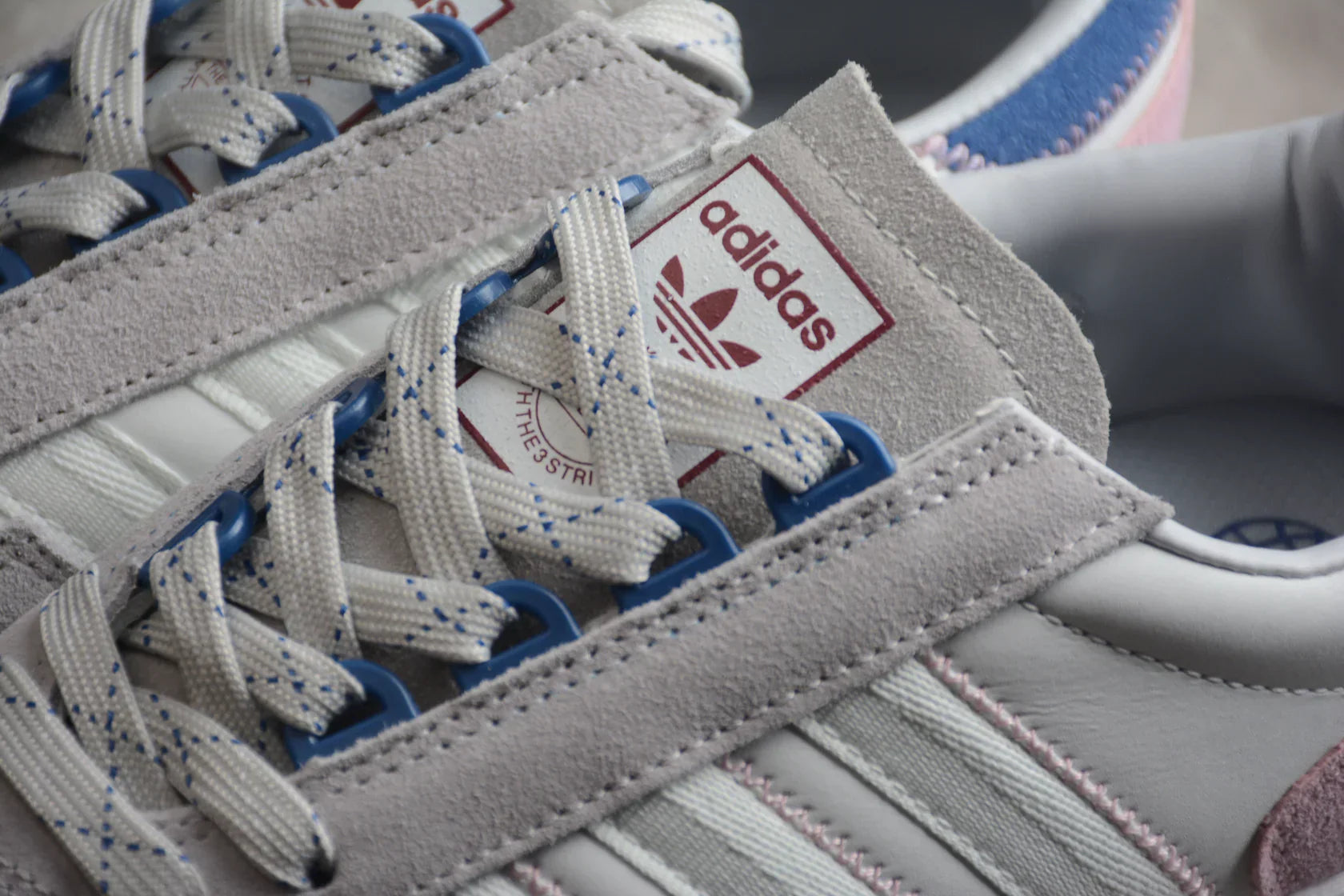 Adidas Retropy White / Pink