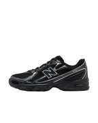 New Balance 740 Black