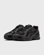 New Balance 740 Black