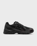 New Balance 740 Black