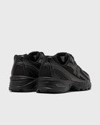 New Balance 740 Black