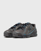New Balance 740 Black / Blue