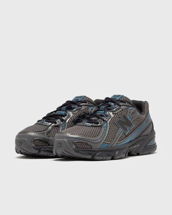 New Balance 740 Black / Blue