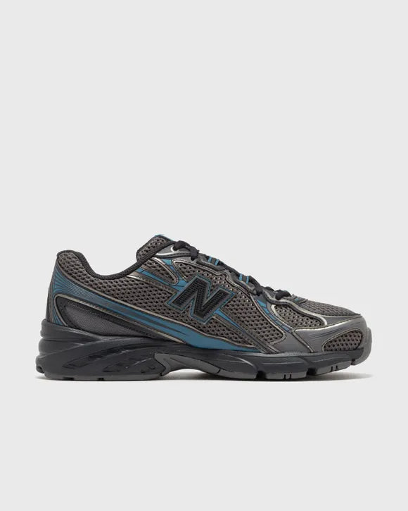 New Balance 740 Black / Blue