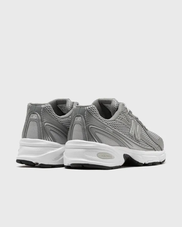New Balance 740 Silver