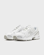 New Balance 740 White